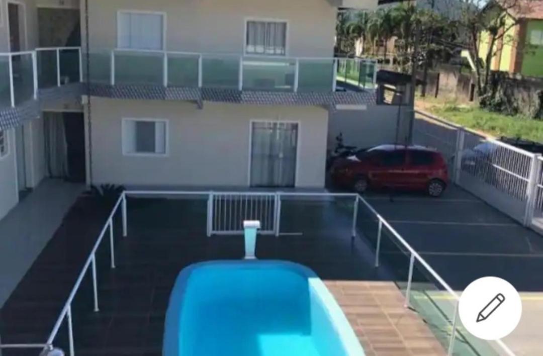 אובטובה Apartamento Encantador Com Piscina מראה חיצוני תמונה